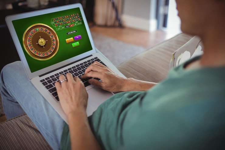 Proses verifikasi akun hotel togel dengan unggahan dokumen KYC melalui aplikasi mobile